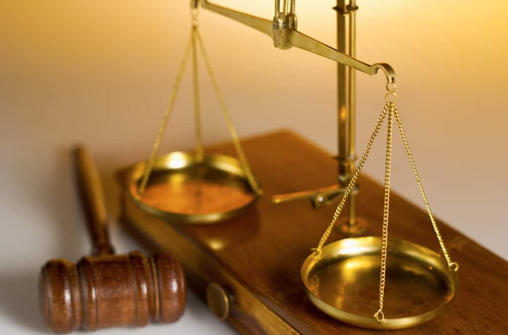 http://garycrewslaw.com/wp-content/uploads/2013/12/garycrews_scales_gavel.jpg